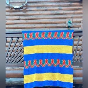🦋 CROCHETED VINTAGE BOLD BLANKET THROW Hand Made 51” X 79”